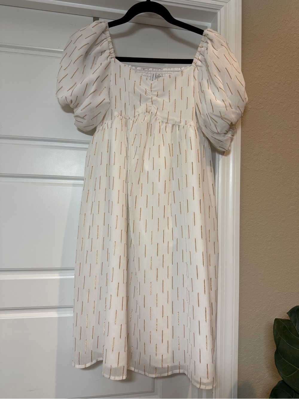 Janie and Jack Gold Metallic Clip Stripe Bubble Sleeve Holiday Dress Girls 18 - Picture 4 of 8